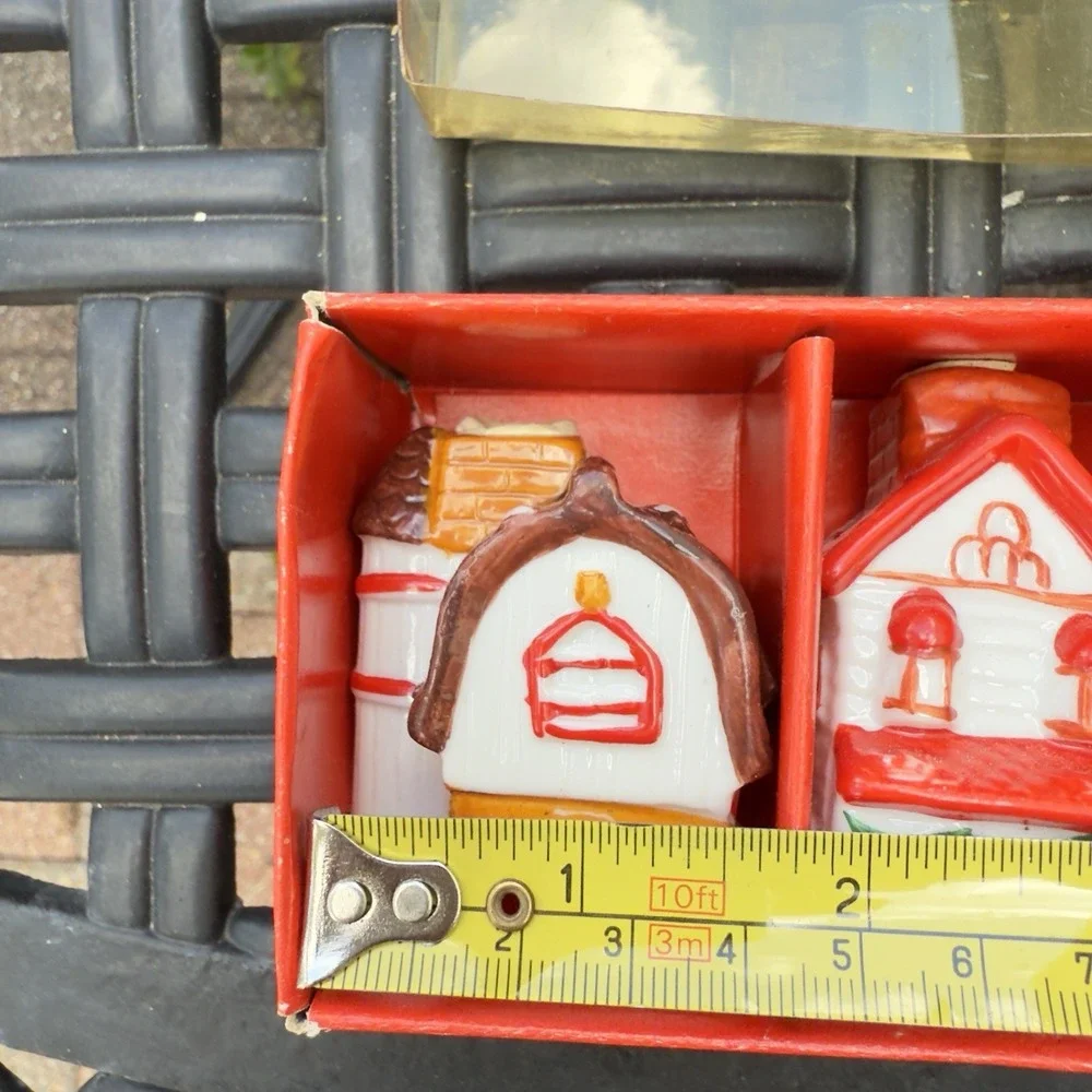 Vtg 90s Christmas Miniature String Light Covers Set of‎ 6 Houses Village